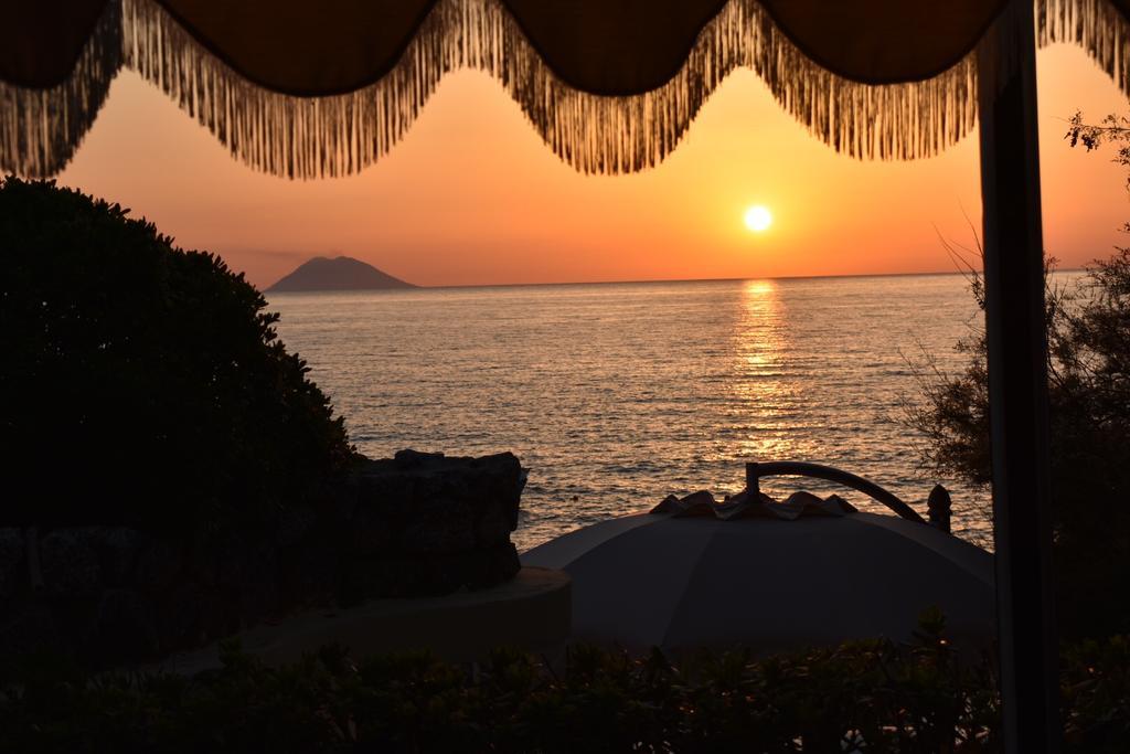 Baia Del Godano Resort & Spa Capo Vaticano Exterior photo
